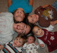 kids-in-circle